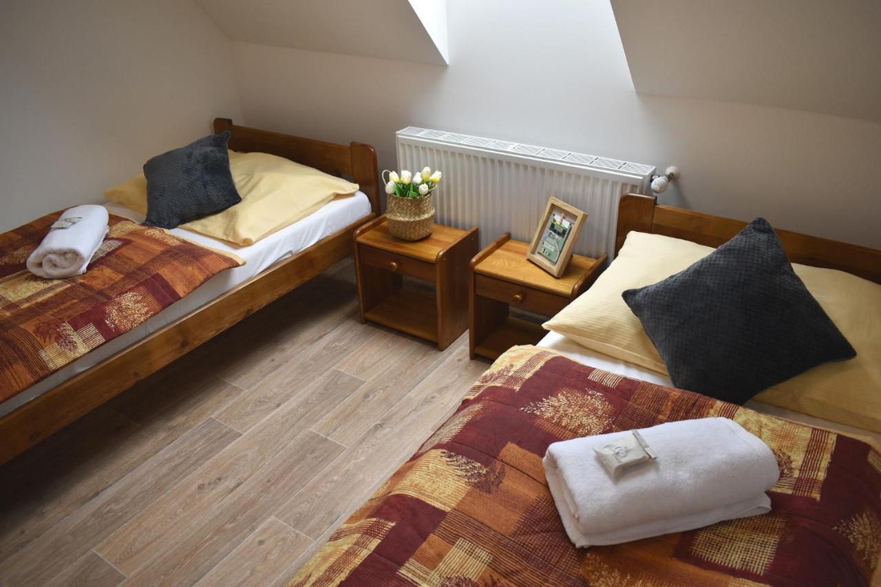 Apartman Ruzak Ruzova Luaran gambar