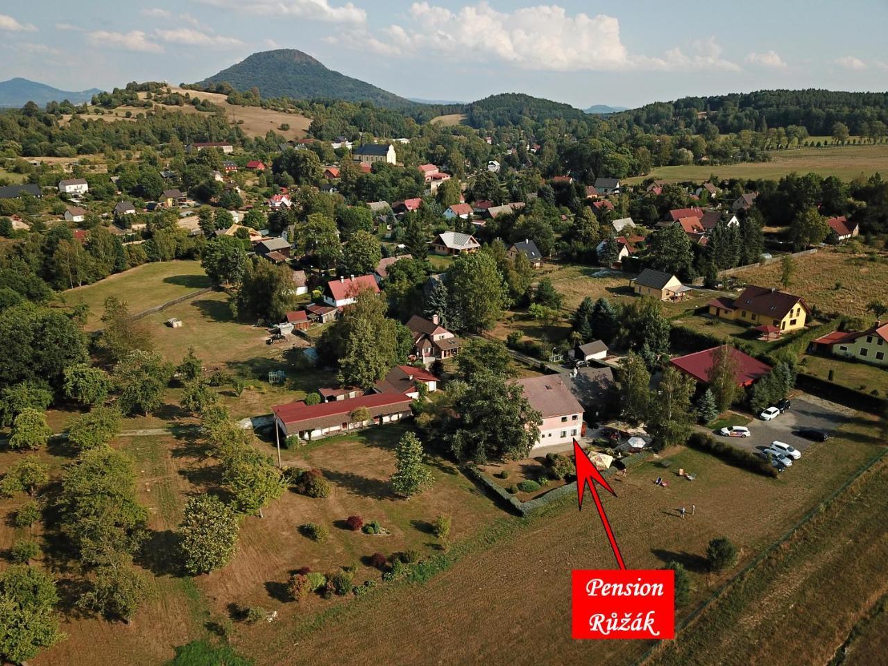 Apartman Ruzak Ruzova Luaran gambar